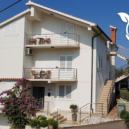 Apartmani Lidija Lopar Exteriör bild