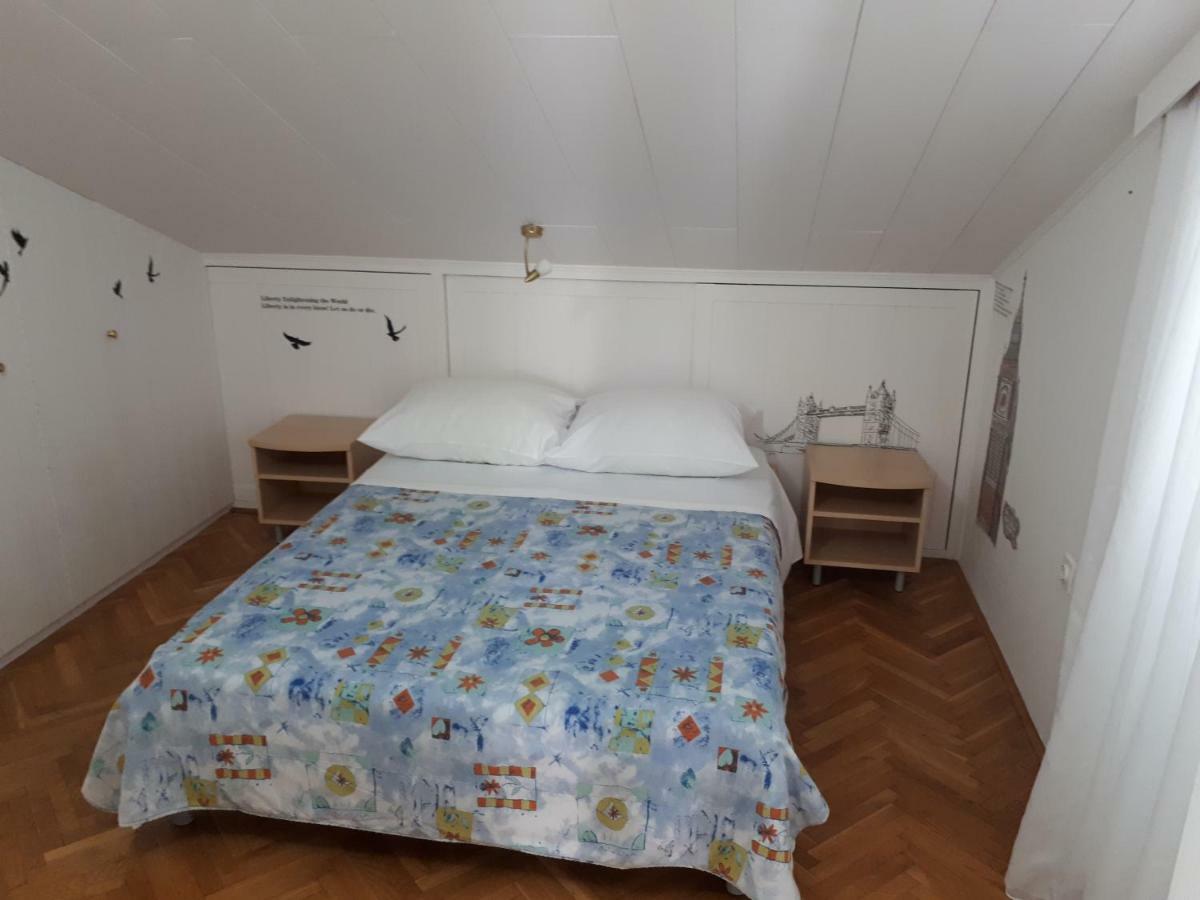 Apartmani Lidija Lopar Exteriör bild